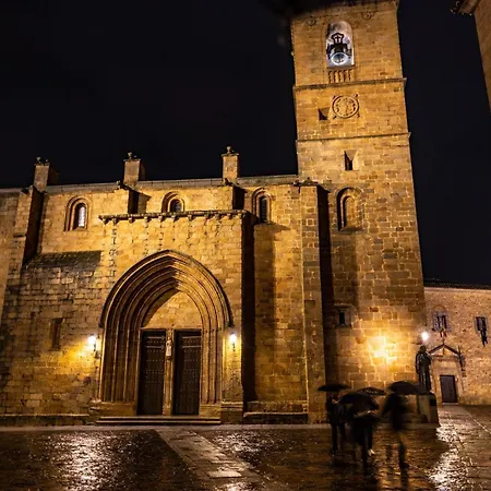 Fama Apartment